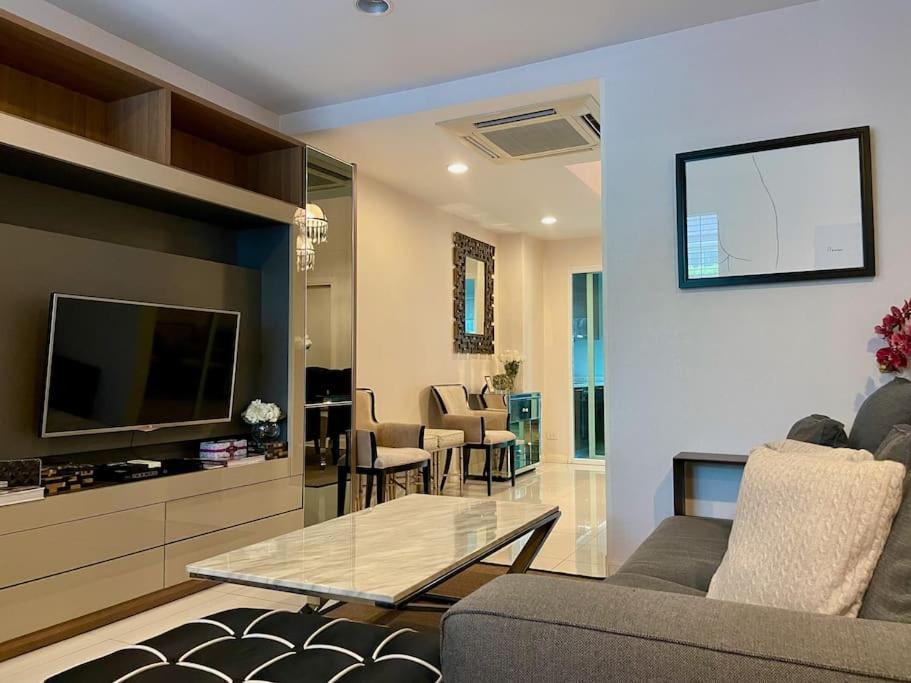 Sukhumvit 16 Townhouses, Inhome Luxury Residences Casa vacanze *