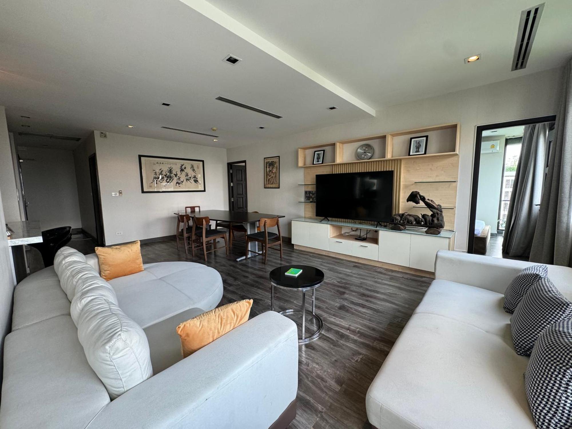 W8 Rise Lux Condo, 3 Bedroom Penthouse, Hip Bkk 5 Min From Thonglo Bts Station, Ok After The Earthquake Appartamento Bangkok