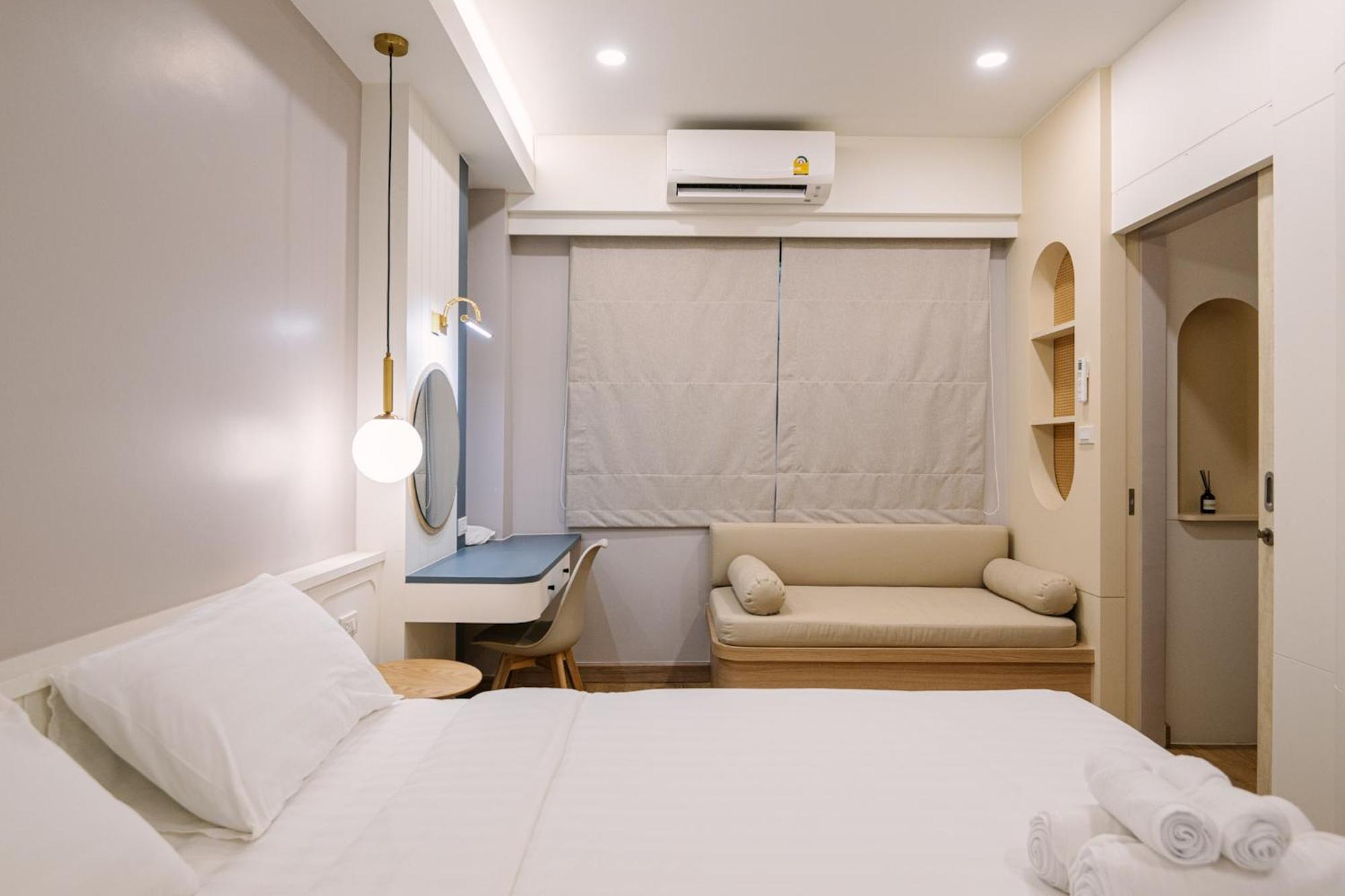 Moon House Bkk 2b *