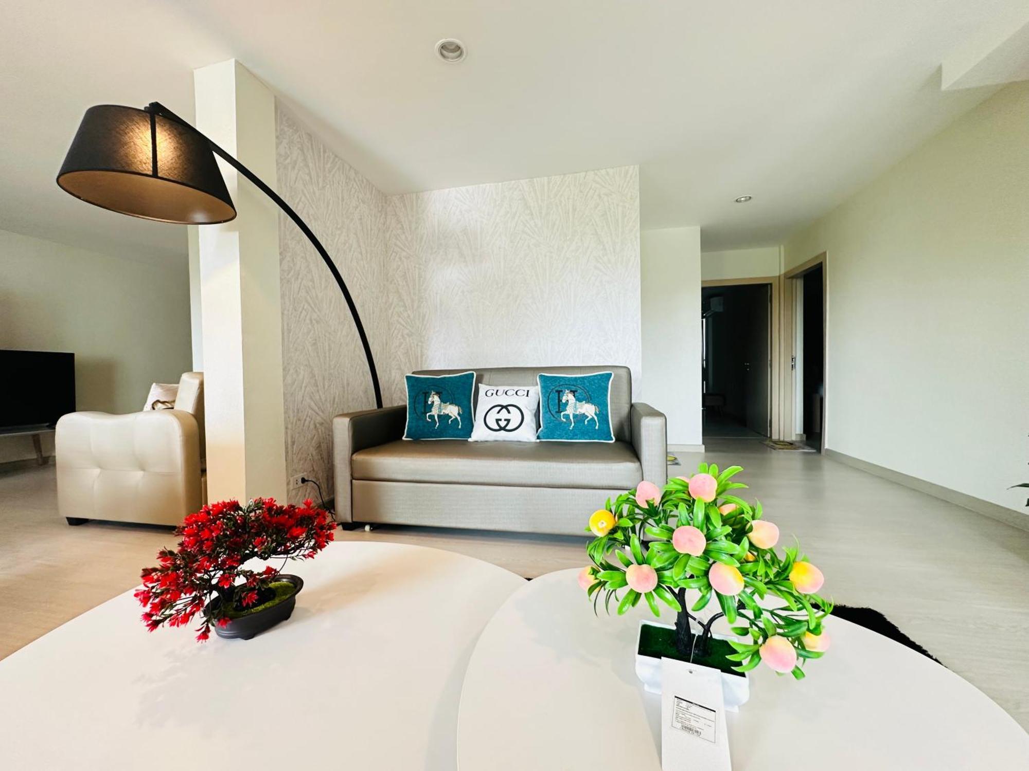 New Ekamai Thonglor Luxury Near 711, Bts, Mall Căn hộ