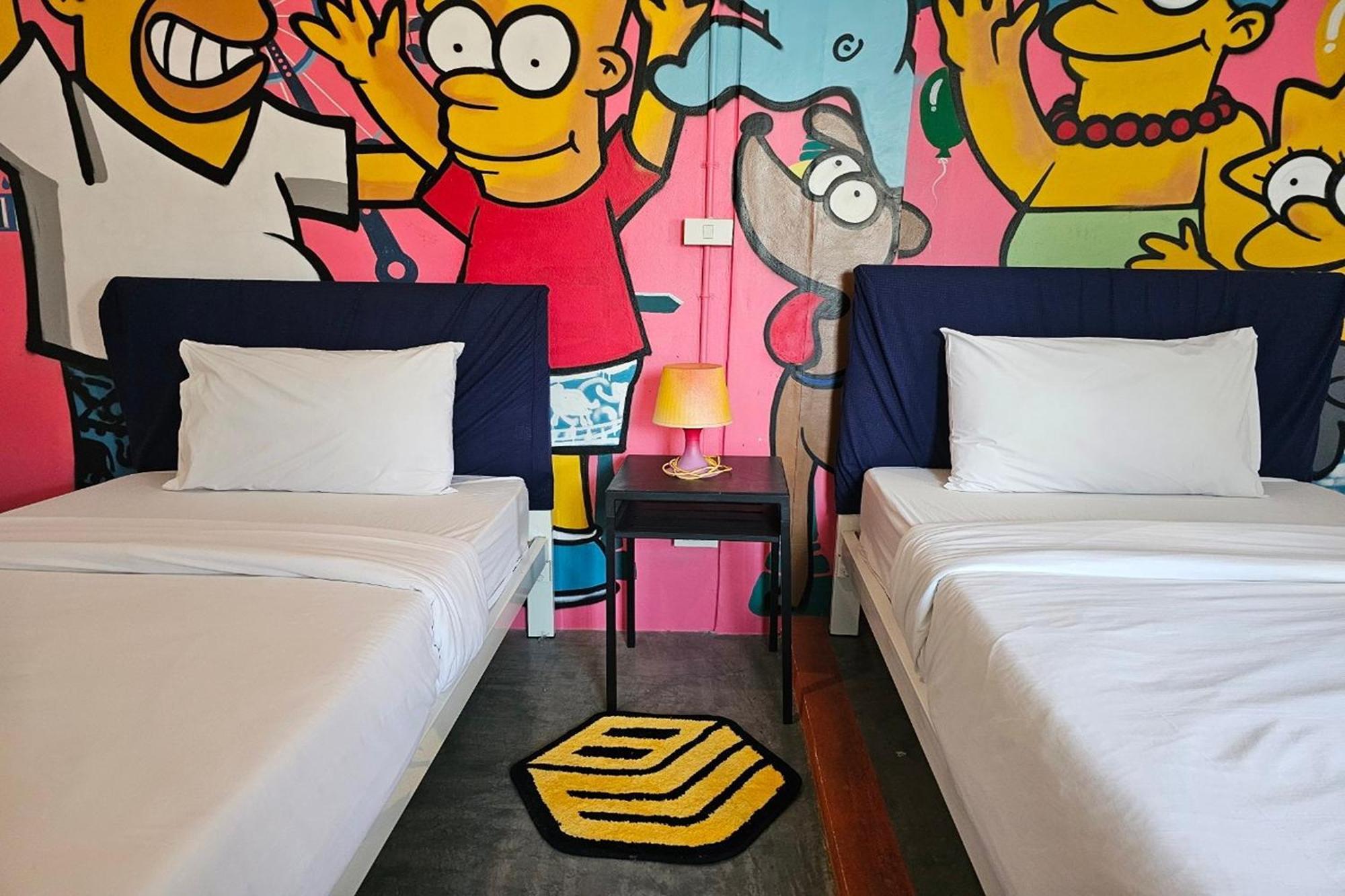 Hostel Bw Thai Art Style *