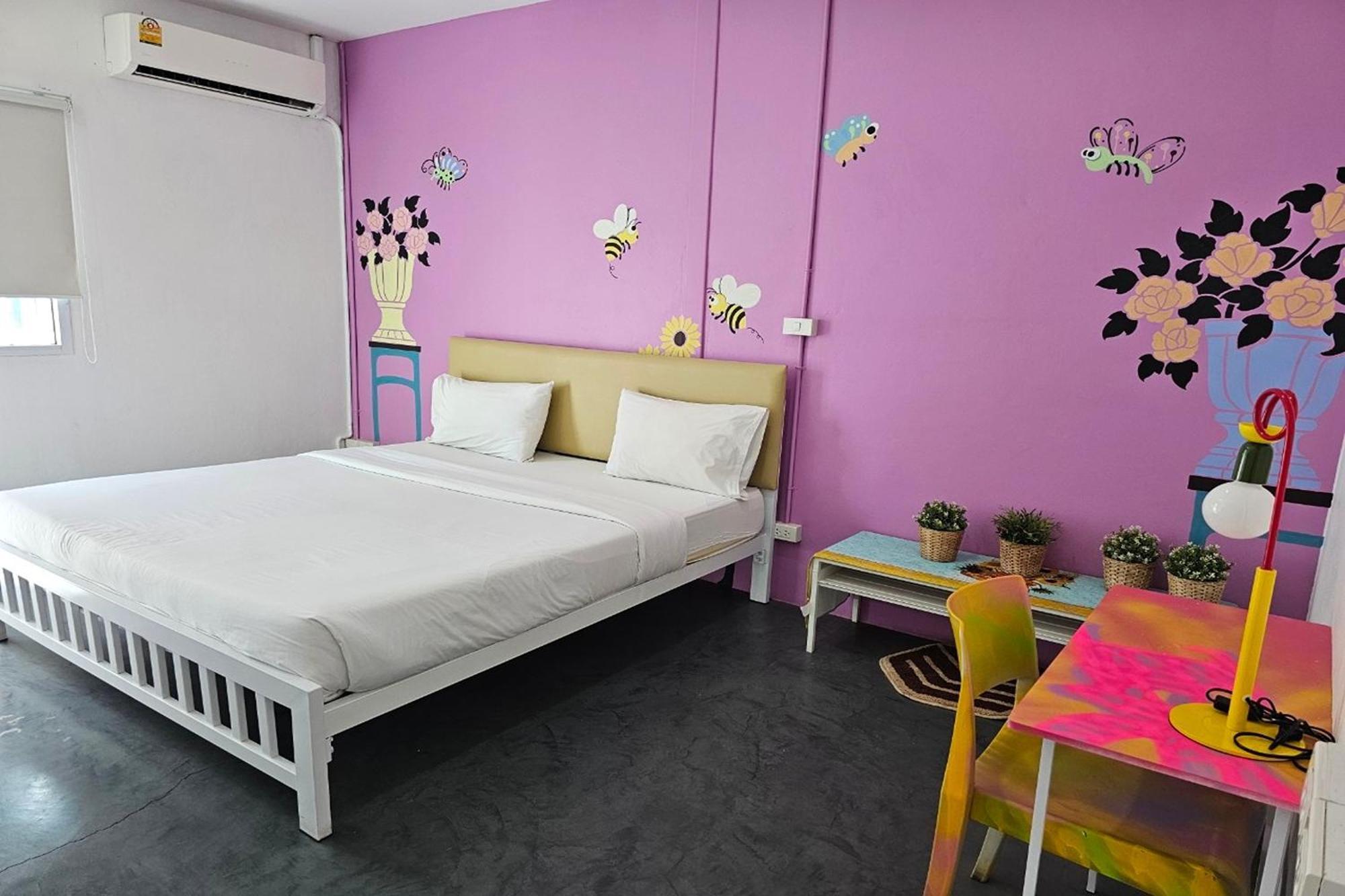 The Art Hostel *