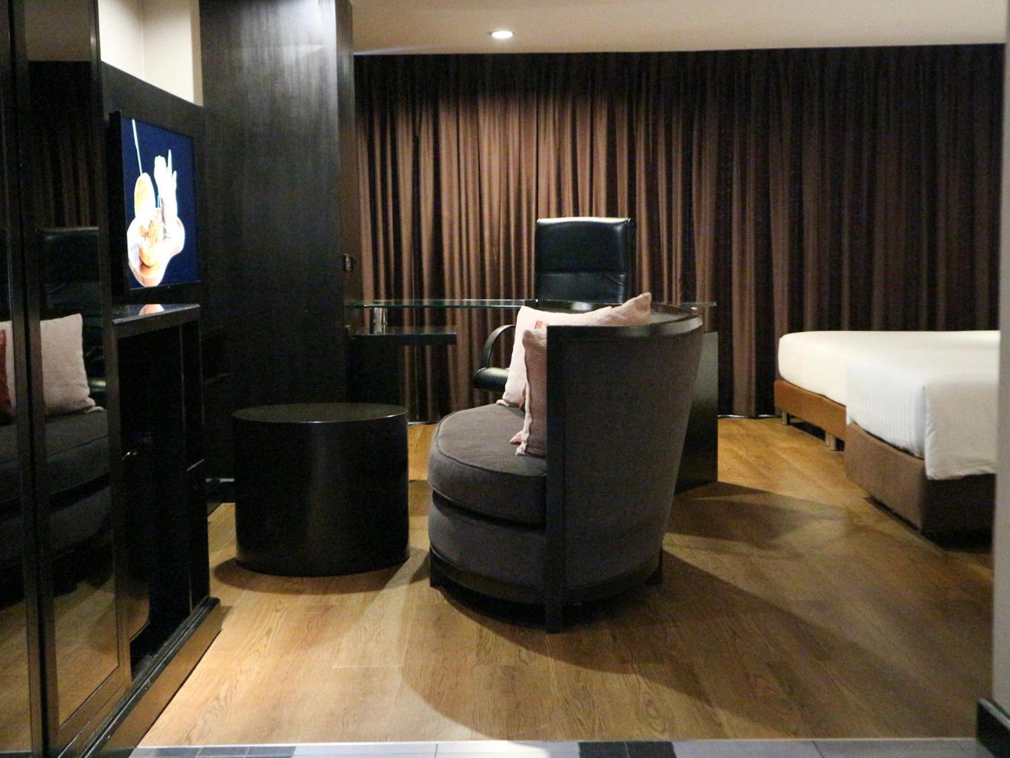 Golden Tulip Mandison Hotel