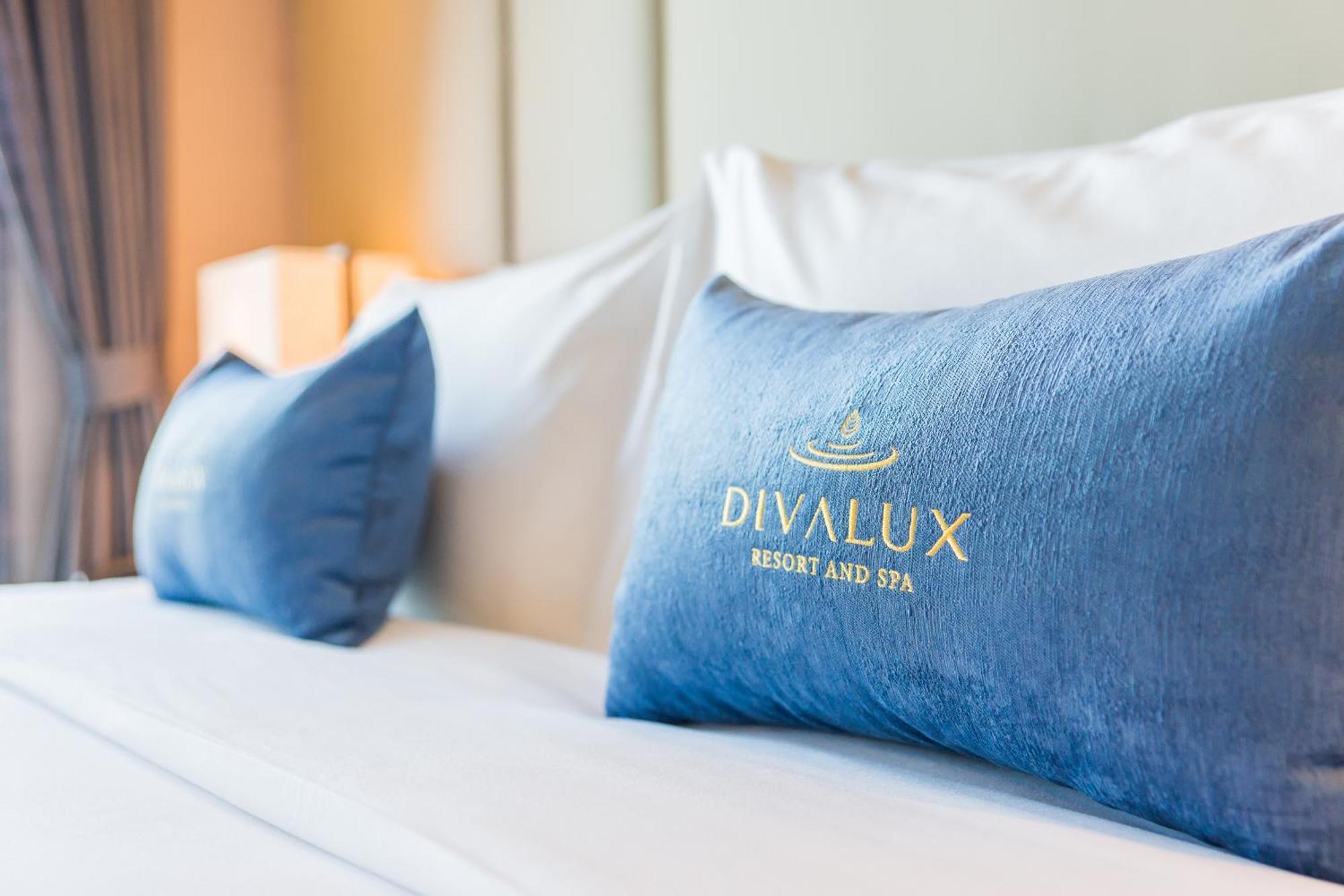 Divalux & Bangkok, Suvarnabhumi Airport-free Shuttle