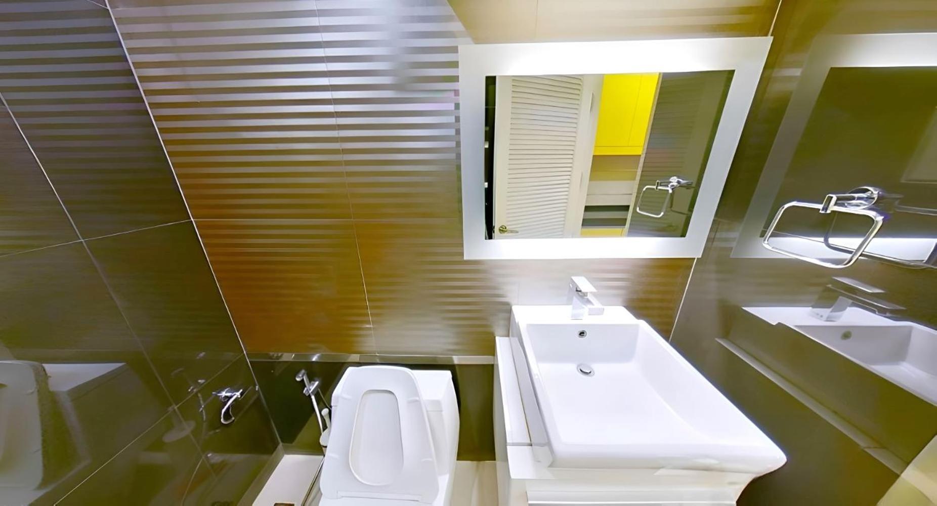 Apartment Large Asoke Central 2500sqft Sleeps Up To 10