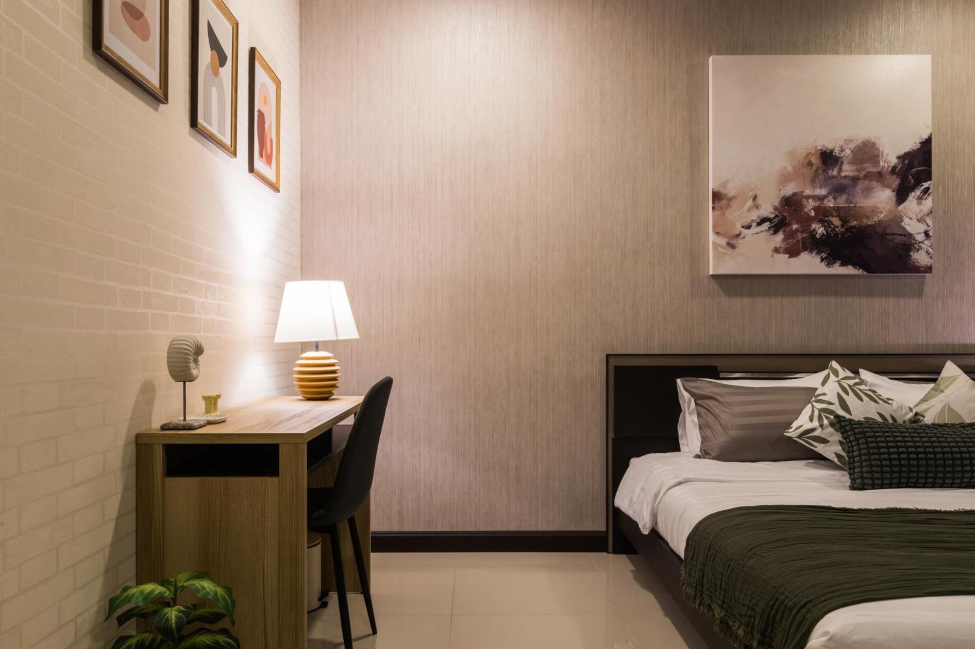 Bkk Sukumvit71 1 Bed 2 Bath 1 Living 1 Kitchen Bangkok