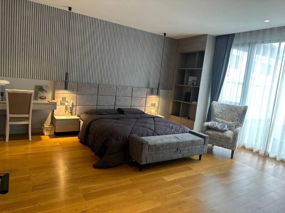 五卧室游泳池别墅 5 Bedrooms Pool