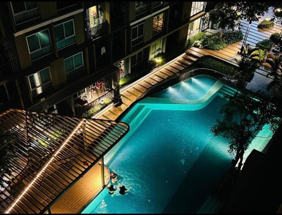 Sukhumvit 40 Two Bath Two Bedroom Two Balcony *