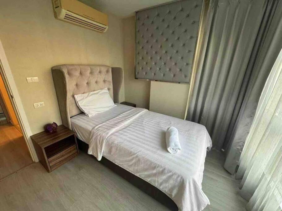 Sukhumvit 40 Two Bath Two Bedroom Two Balcony Apartment