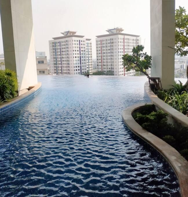 Appartement S69-新房特惠 巿中心 1bed Bts Phra Khanong Swim Gym