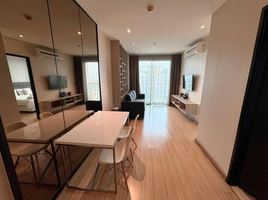 Appartement S69-新房特惠 巿中心 1bed Bts Phra Khanong Swim Gym *
