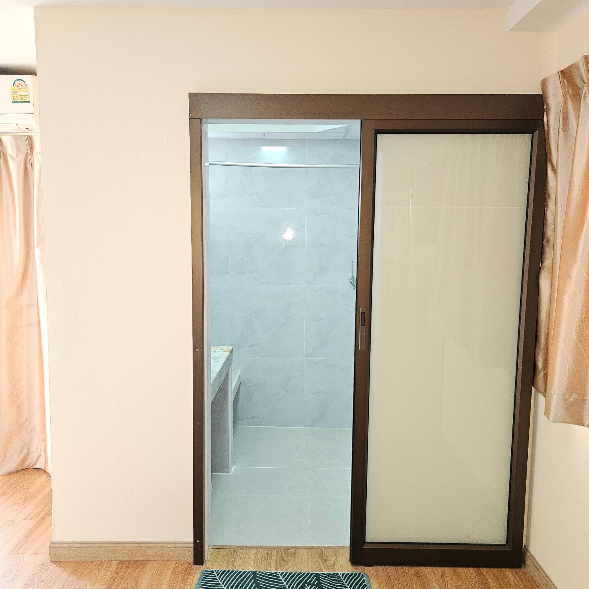 Apartment Omni 1bed #702a