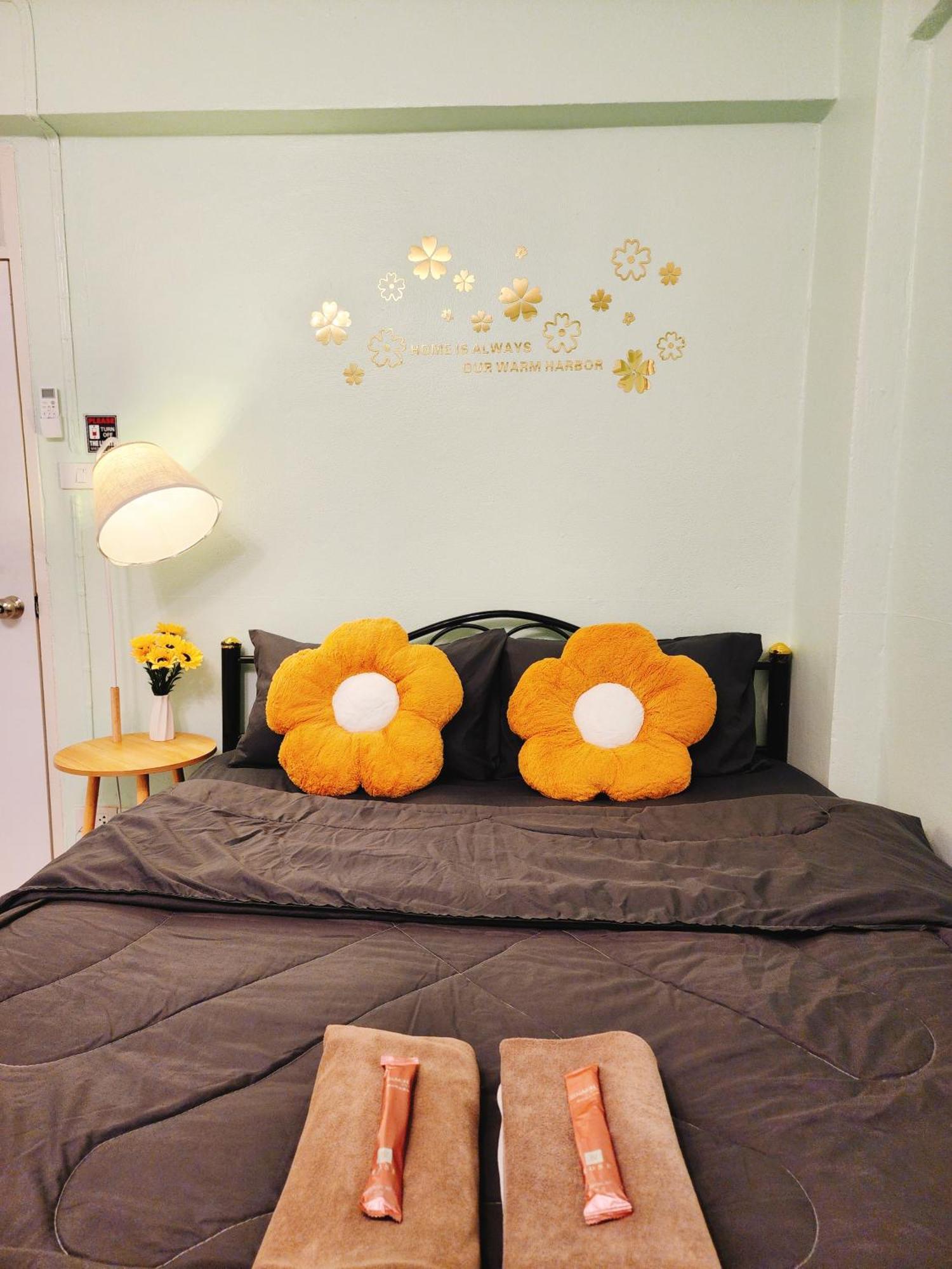 807-stp Homely Free Wi-fi And Near Bts Line Apartment Bangkok