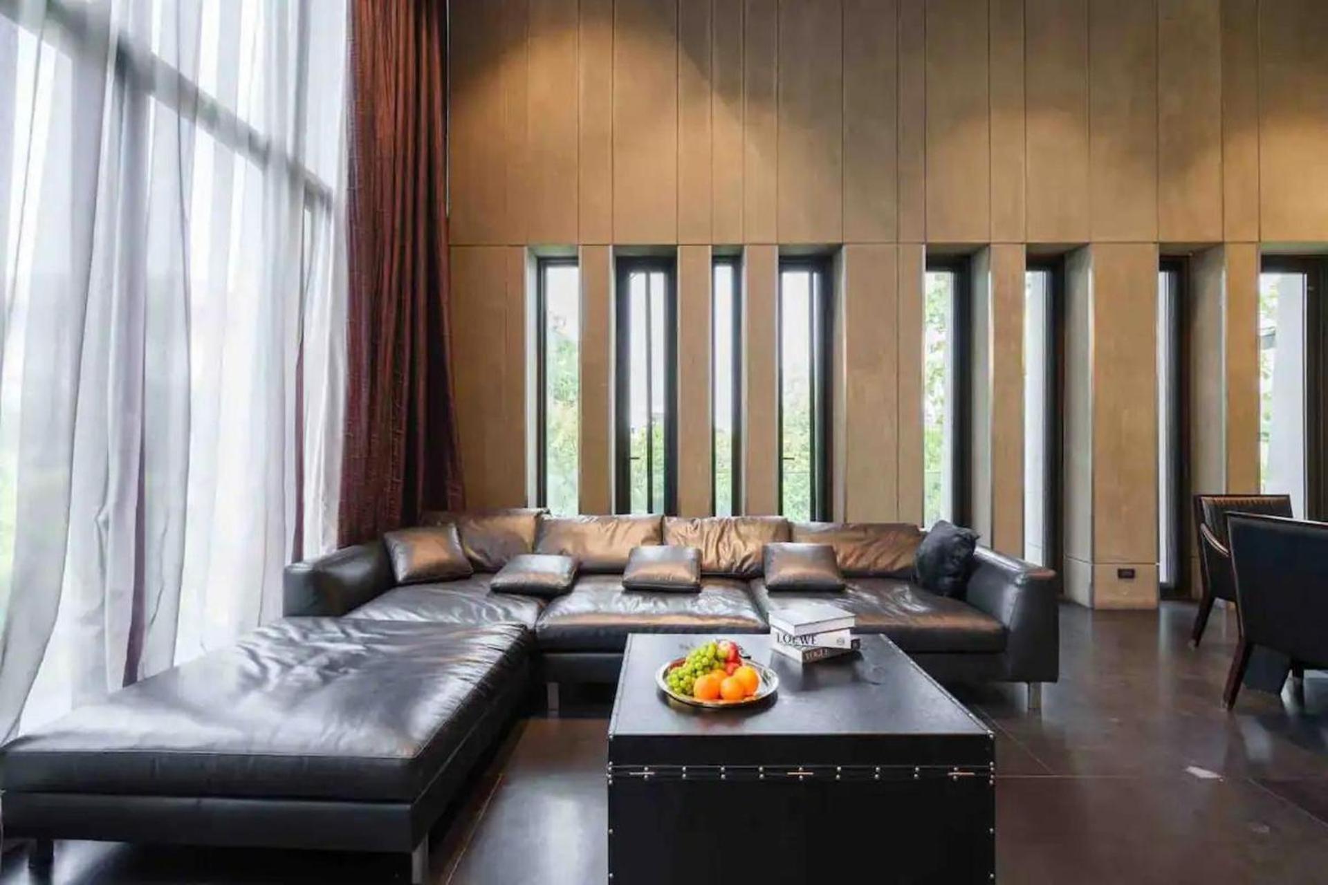 Villa Luxury Pool With Jacuzzi & Lift By Thonglor