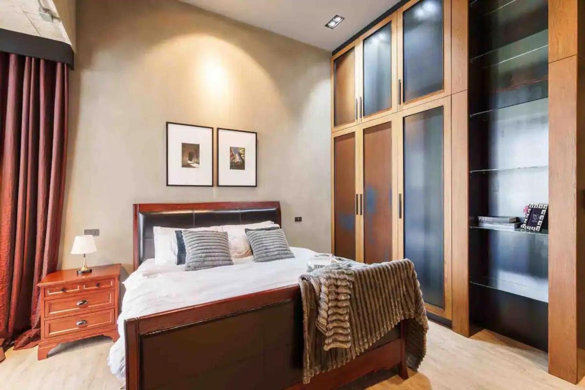 Luxury Pool With Jacuzzi & Lift By Thonglor Villa Bangkok