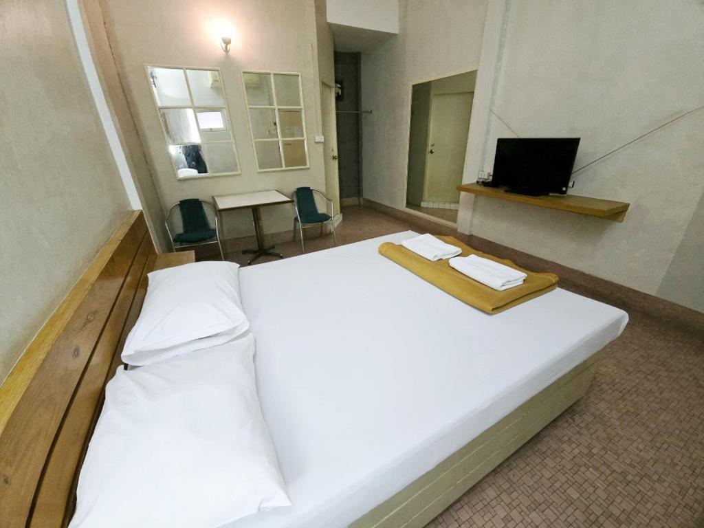 Rajata Bangkok