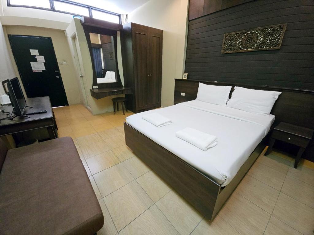 Rajata Bangkok
