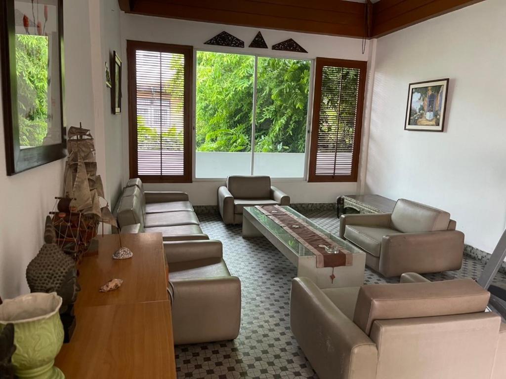Rajata Hotel
