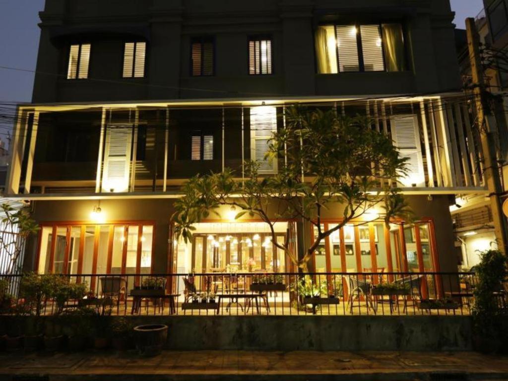 Nandha Hotel Bangkok