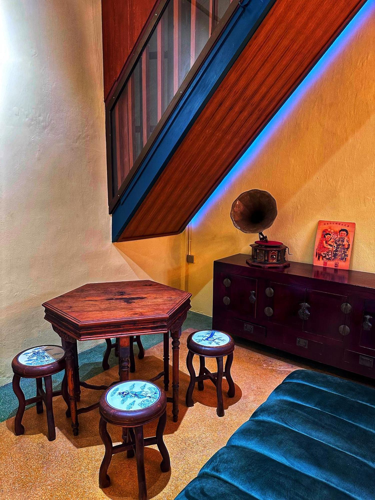 The Courtesan At Yaowarat, Townhome 80 Sqm Apartment Bangkok