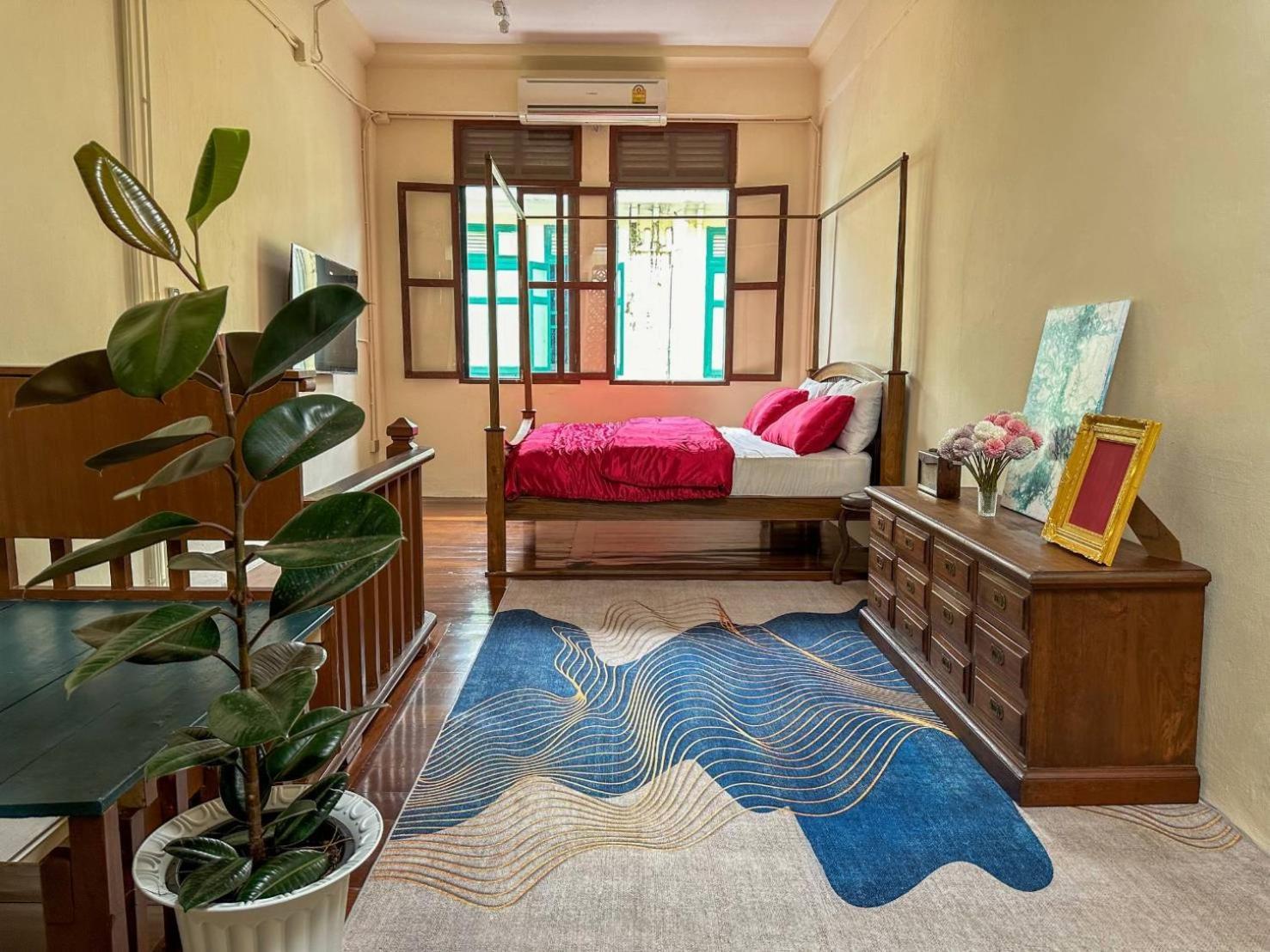 Apartment The Courtesan At Yaowarat, Townhome 80 Sqm *