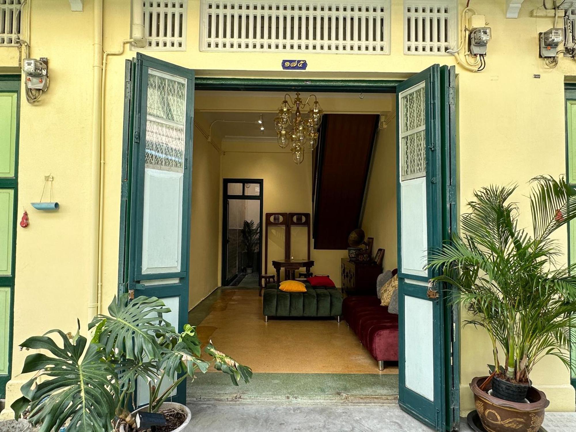 The Courtesan At Yaowarat, Townhome 80 Sqm Apartment Bangkok