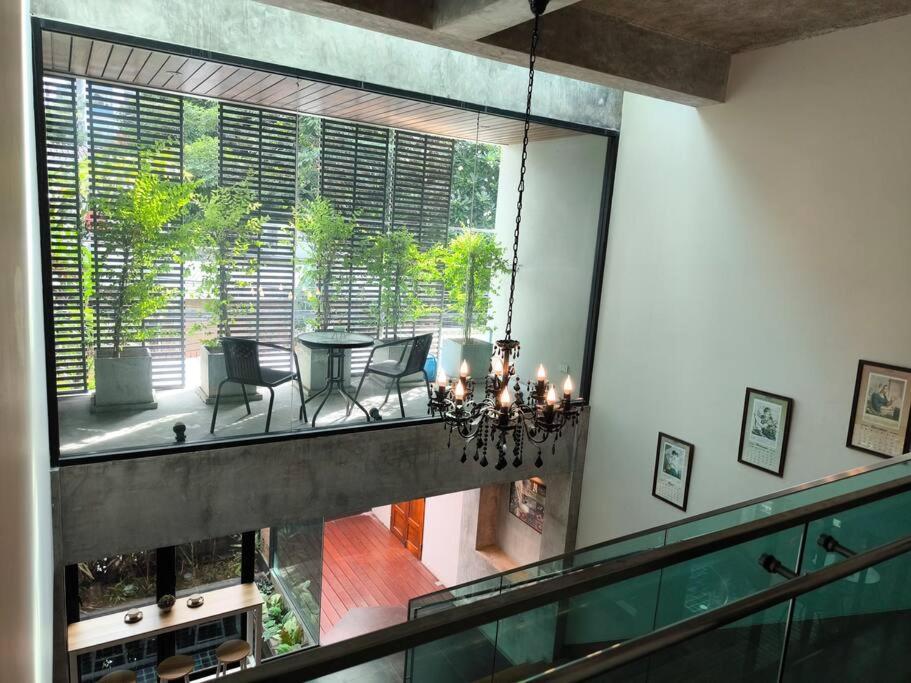 Luxe Pool 3 Min To Thonglor Bts & Nightlife Villa