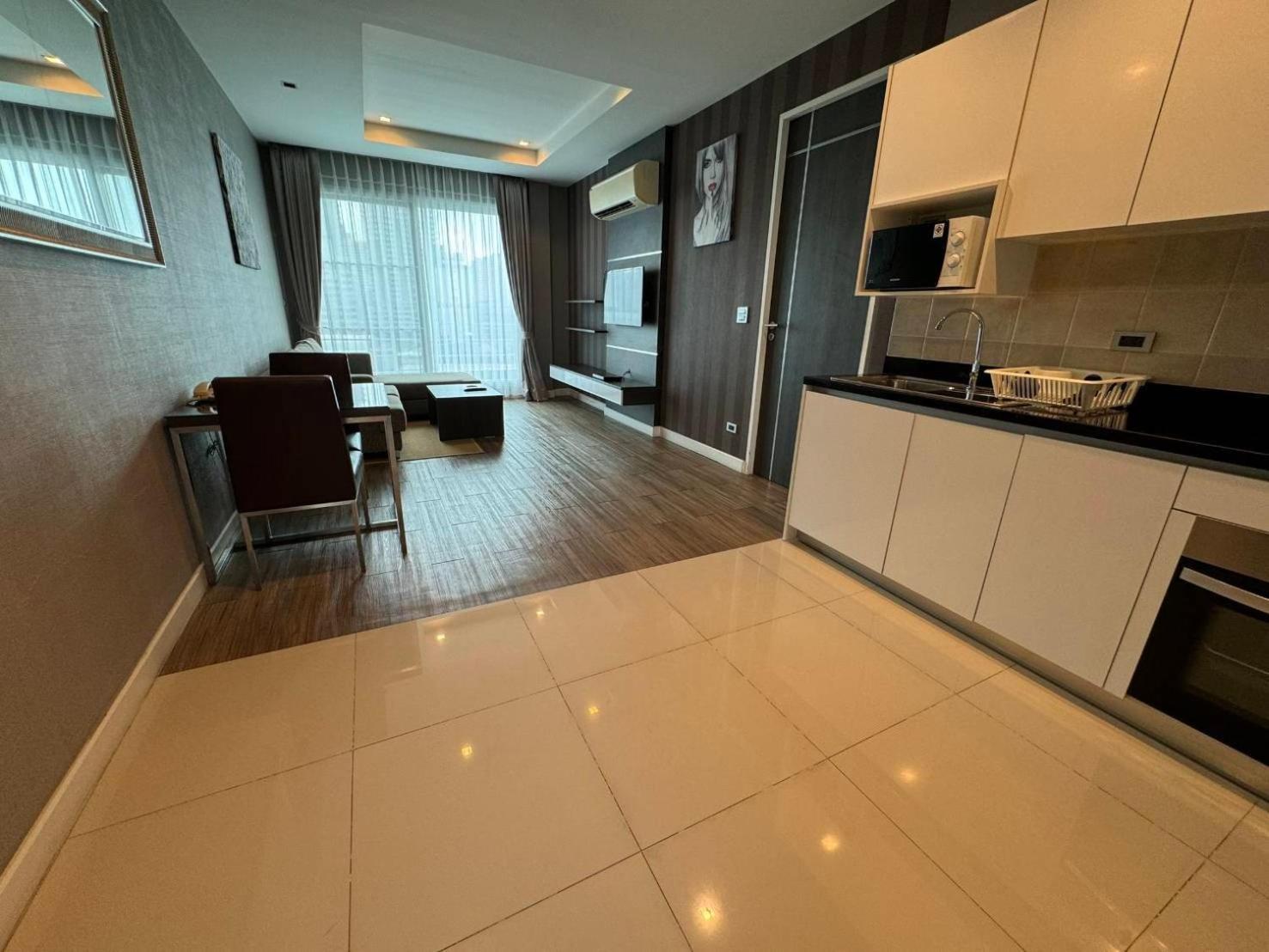 J Thonglor 8 Pangsapuri *