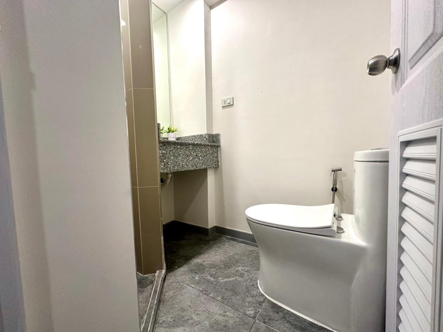 Albergue The White Den Chatuchak *