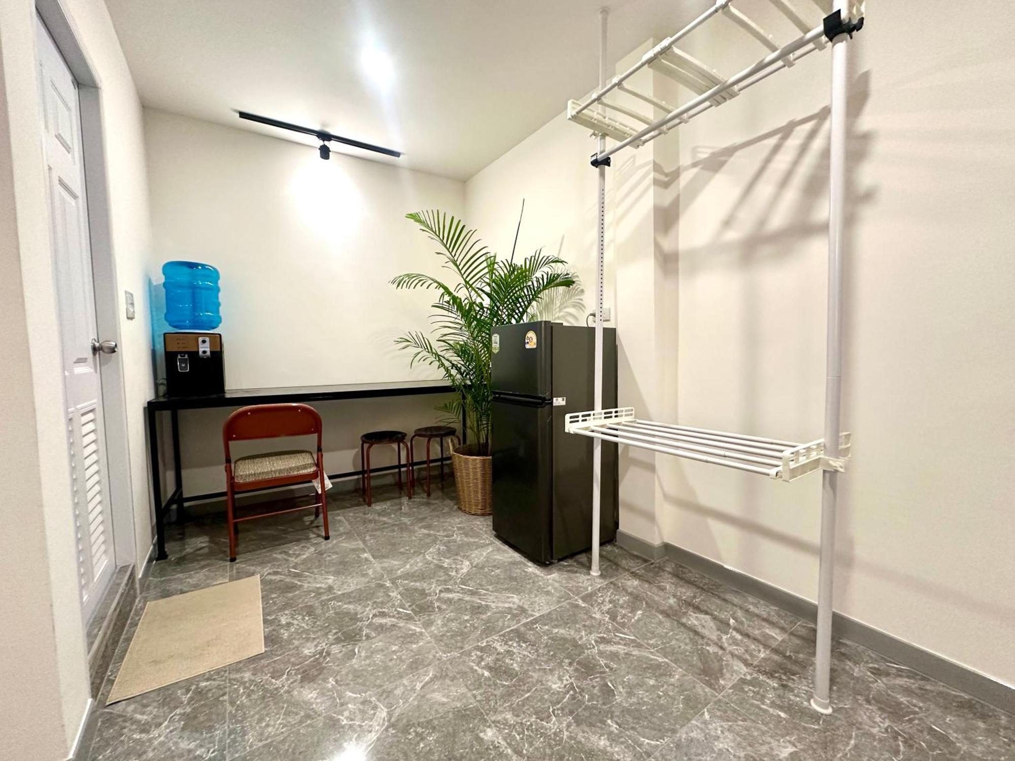 Albergue The White Den Chatuchak