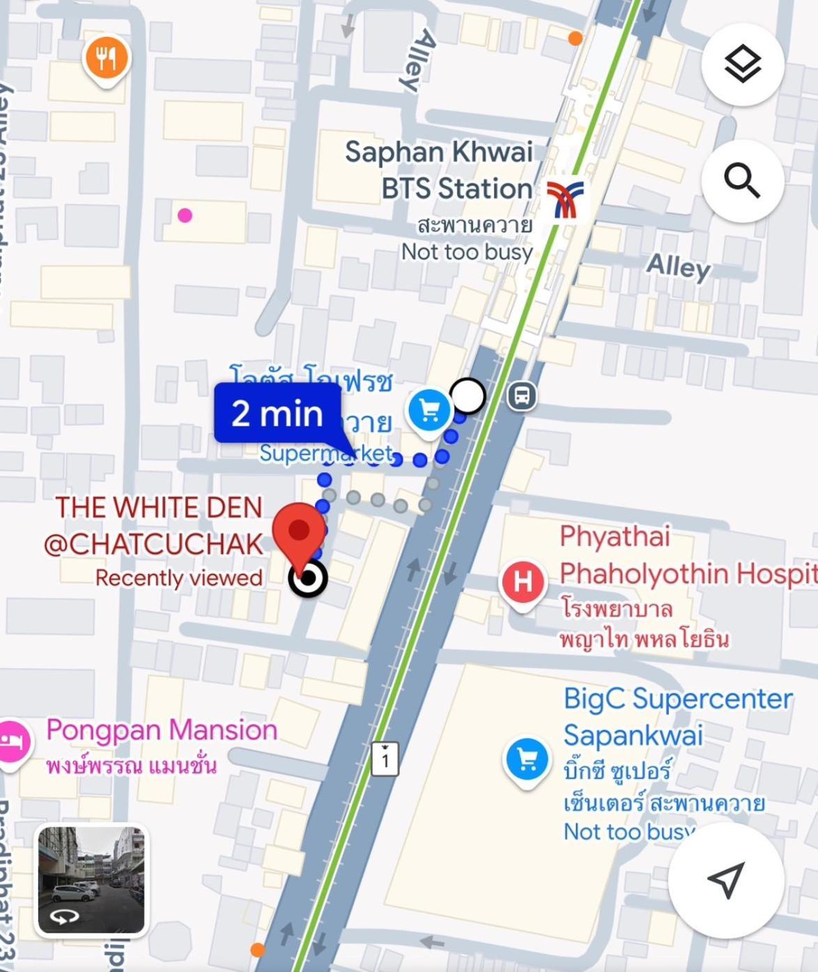 The White Den Chatuchak Albergue