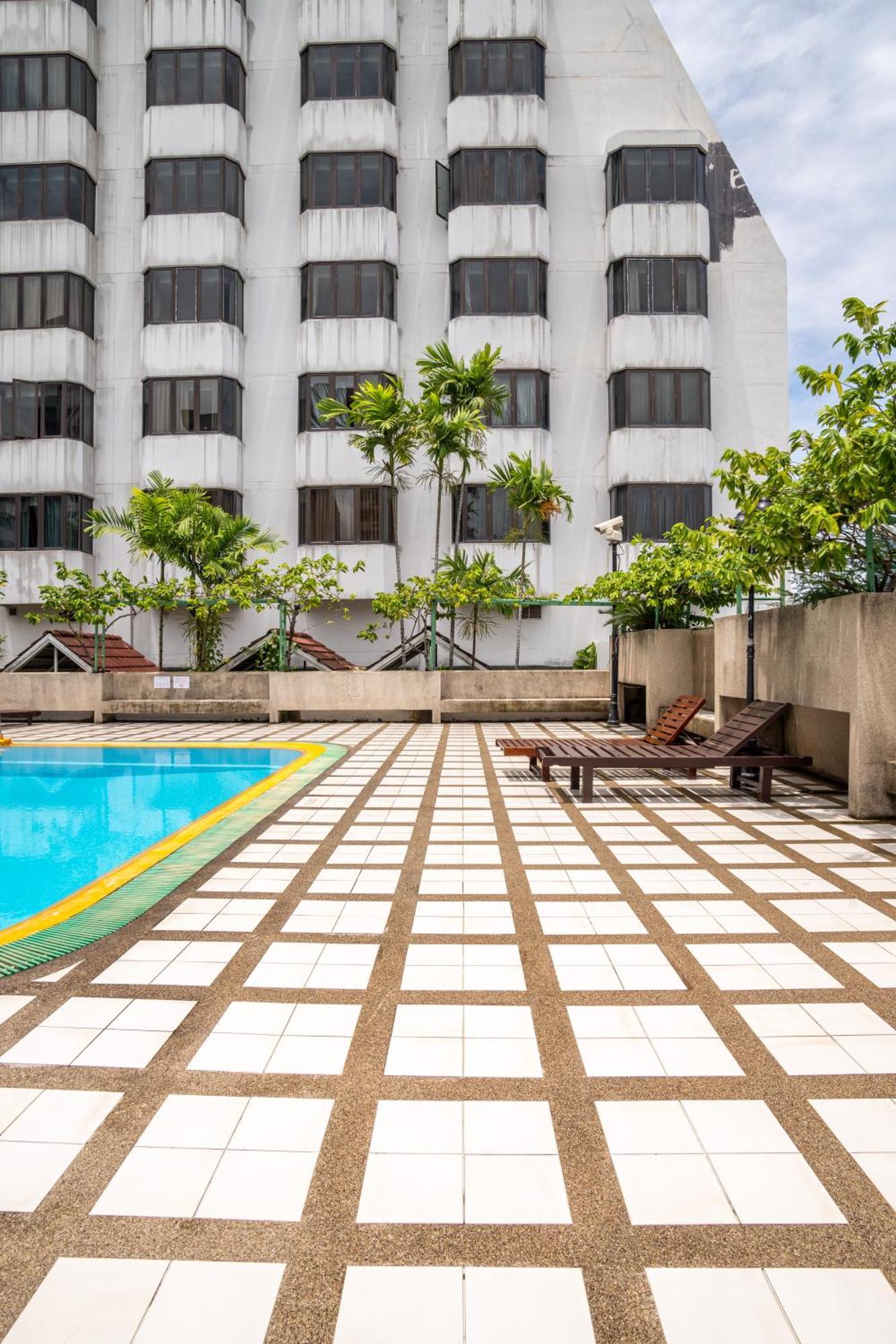 Artichoke Sukhumvit, Nana Bts Appartement Bangkok
