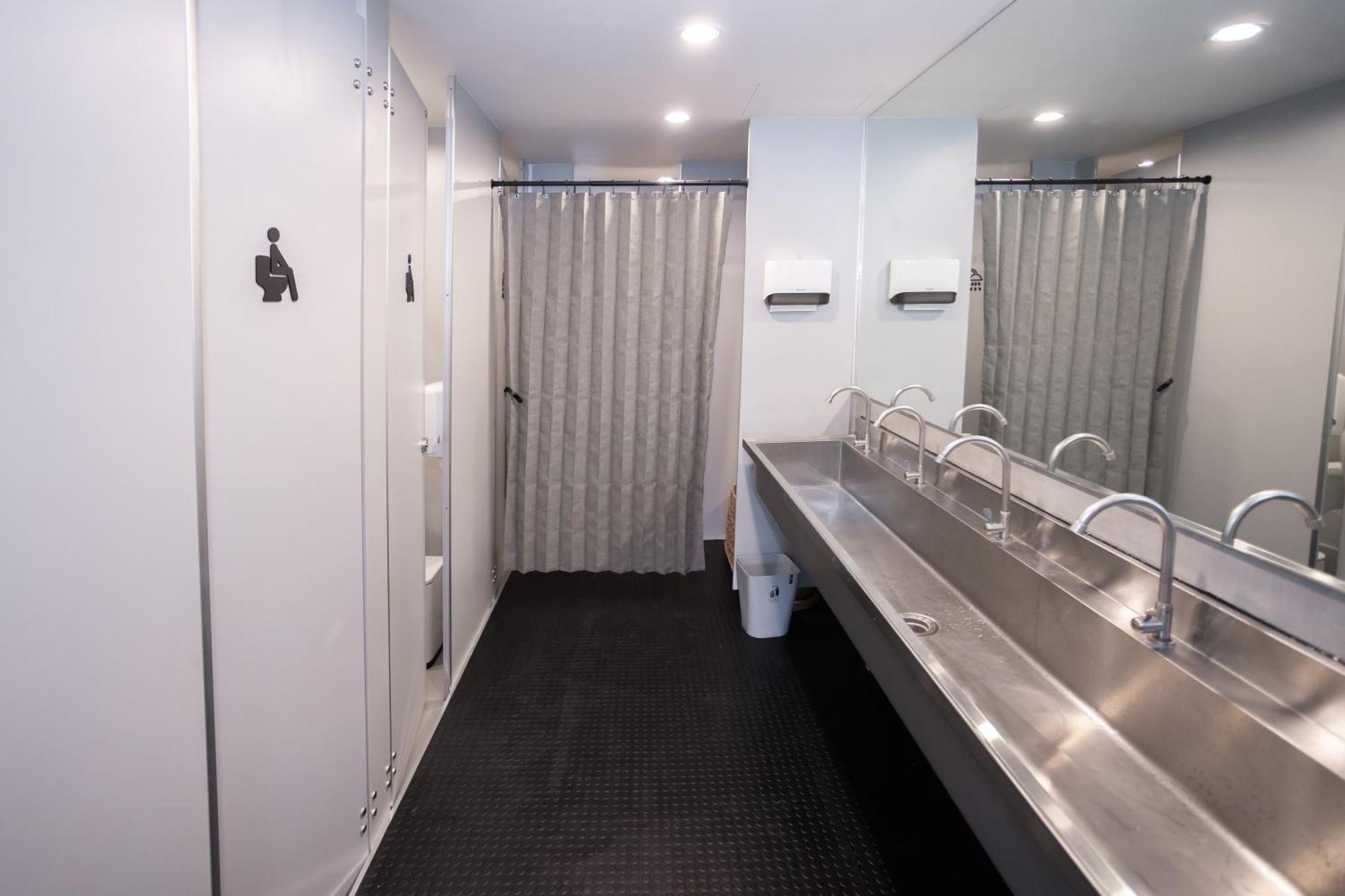Capsulehotel Dmk Place Bangkok