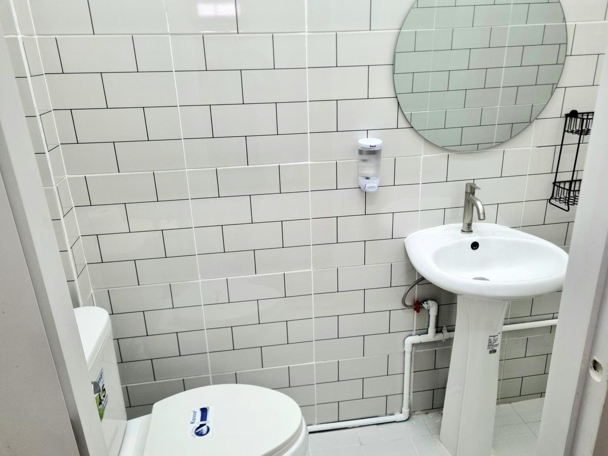 Rumah liburan Haus Sathorn Pier 2 Cozy Bedroom Center Bangkok
