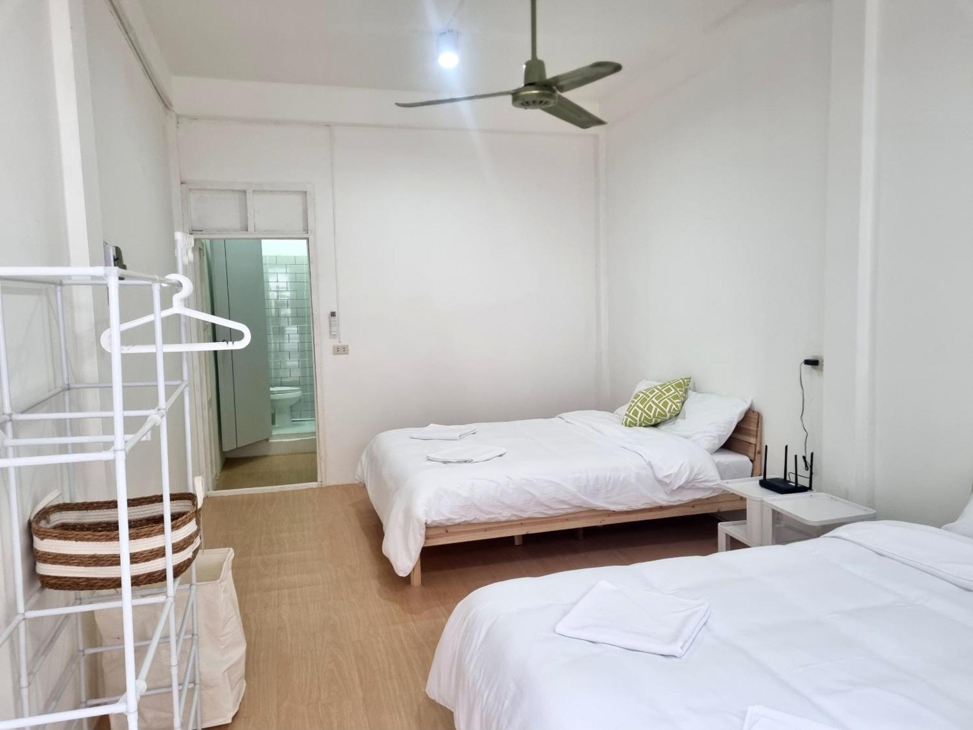 Rumah liburan Haus Sathorn Pier 2 Cozy Bedroom Center *