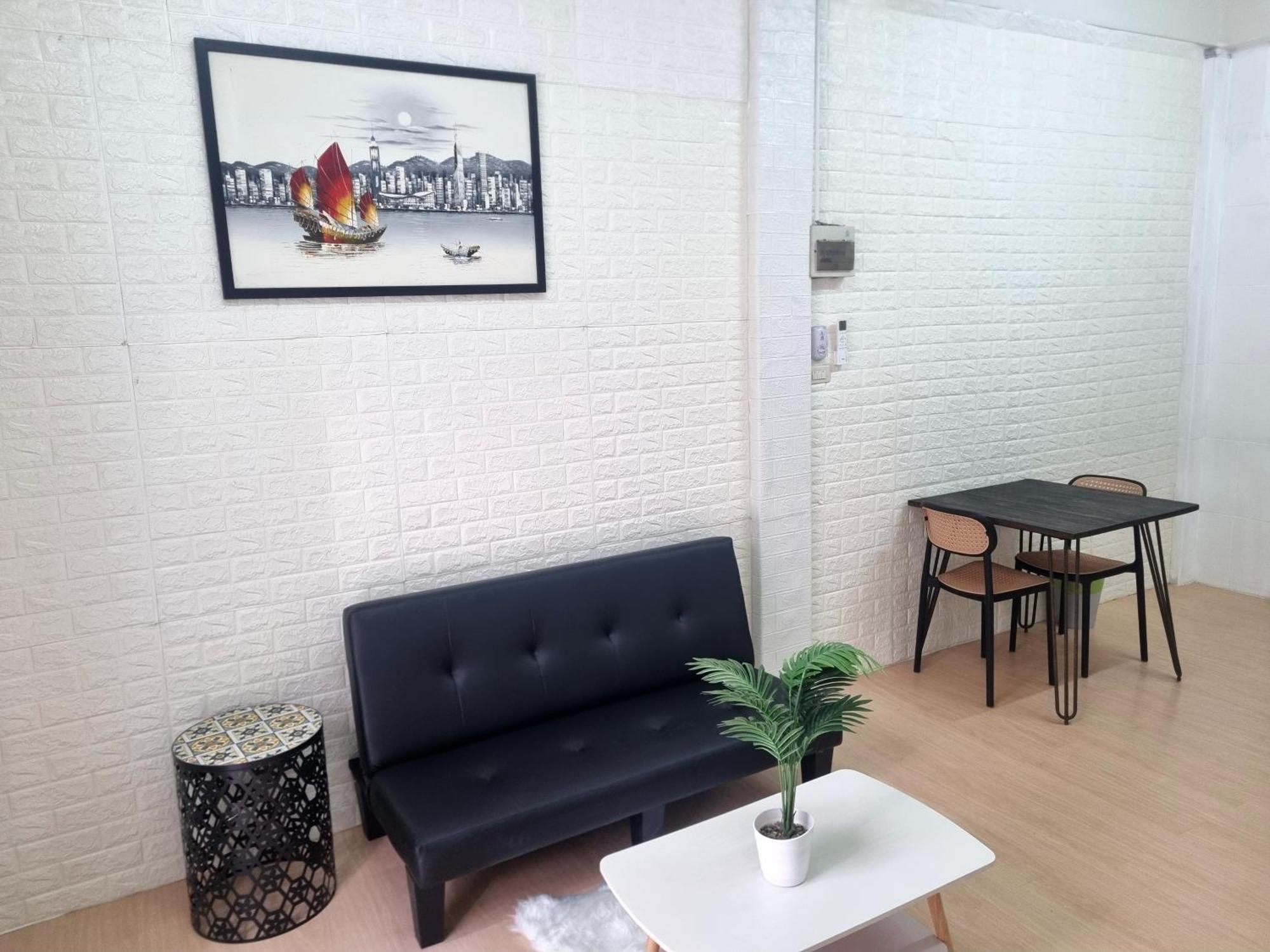 Rumah liburan Haus Sathorn Pier 2 Cozy Bedroom Center