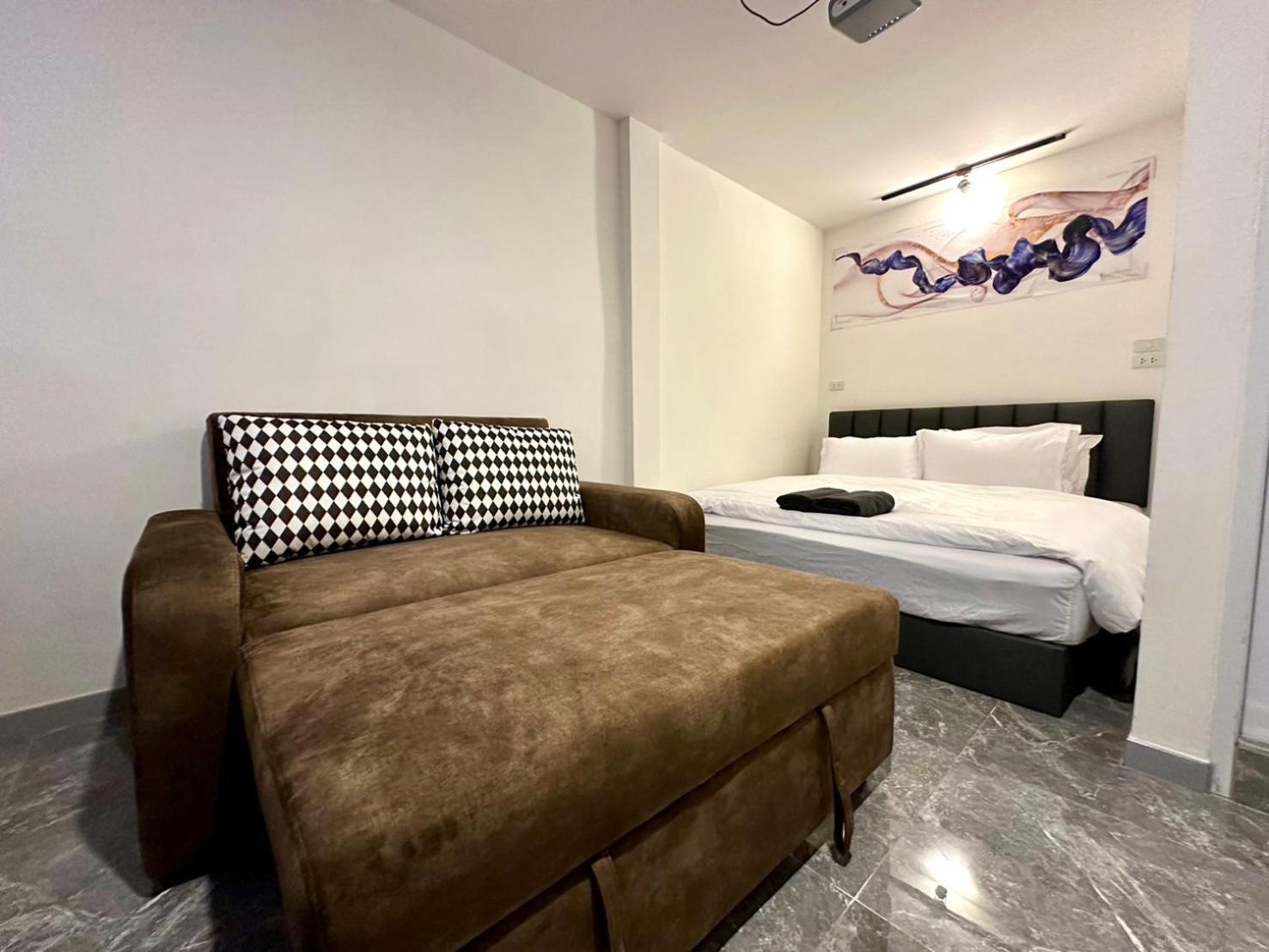 The White Den Chatuchak Albergue Banguecoque