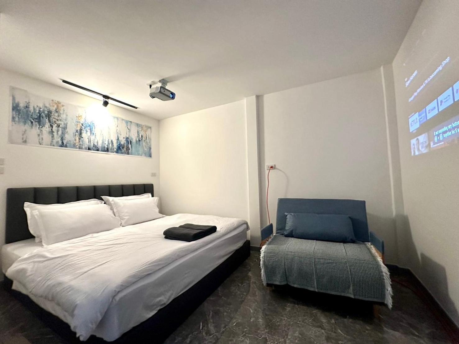 Albergue The White Den Chatuchak Banguecoque