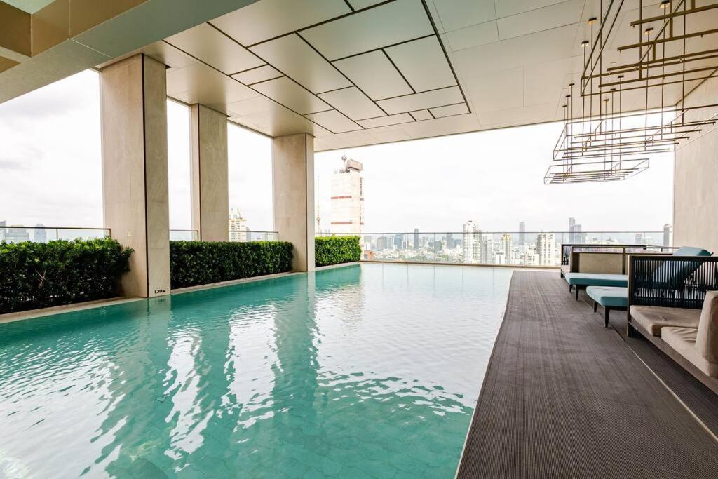 Apartment Pet Friendly Modern Nest Asoke