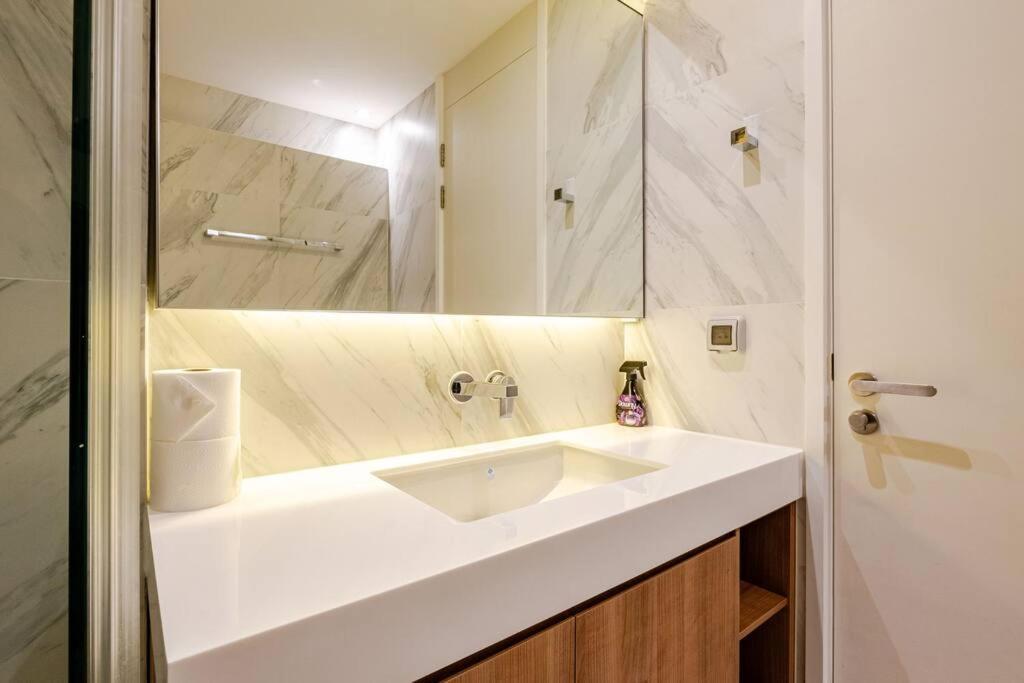 Pet Friendly Modern Nest Asoke * Bangkok
