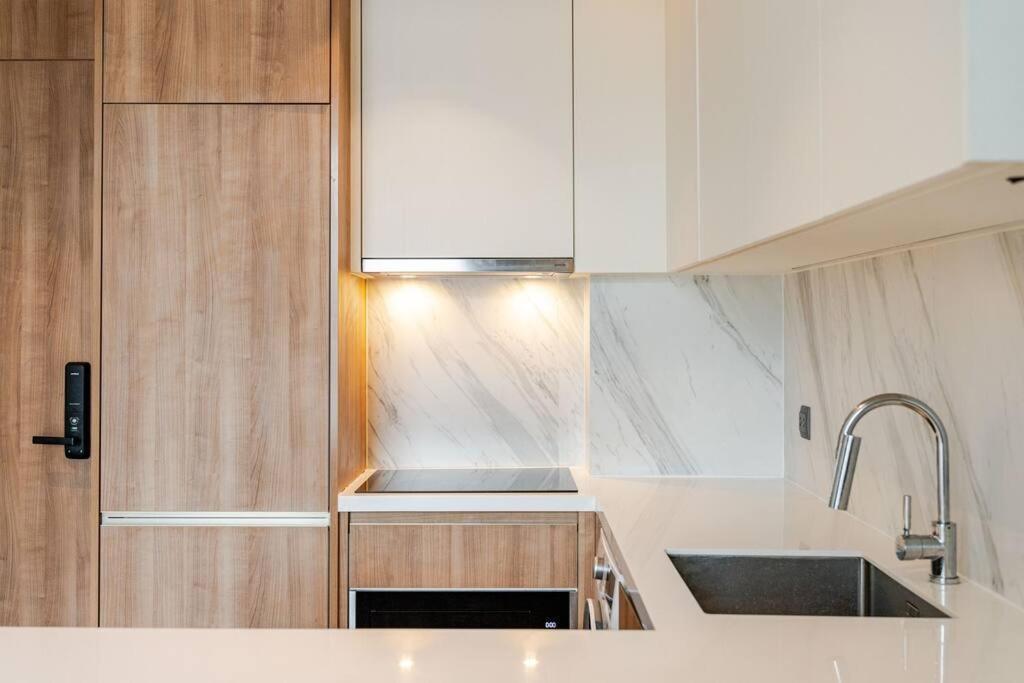 Pet Friendly Modern Nest Asoke Appartement