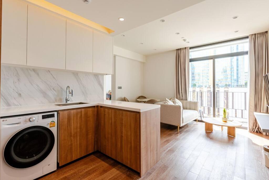 Pet Friendly Modern Nest Asoke