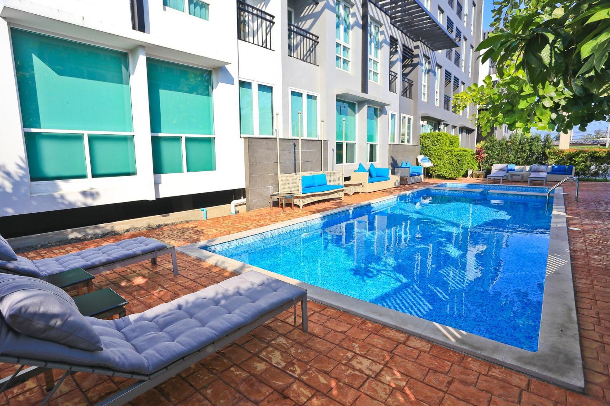 Hotel Crystal Suvarnbhumi Airport 4*
