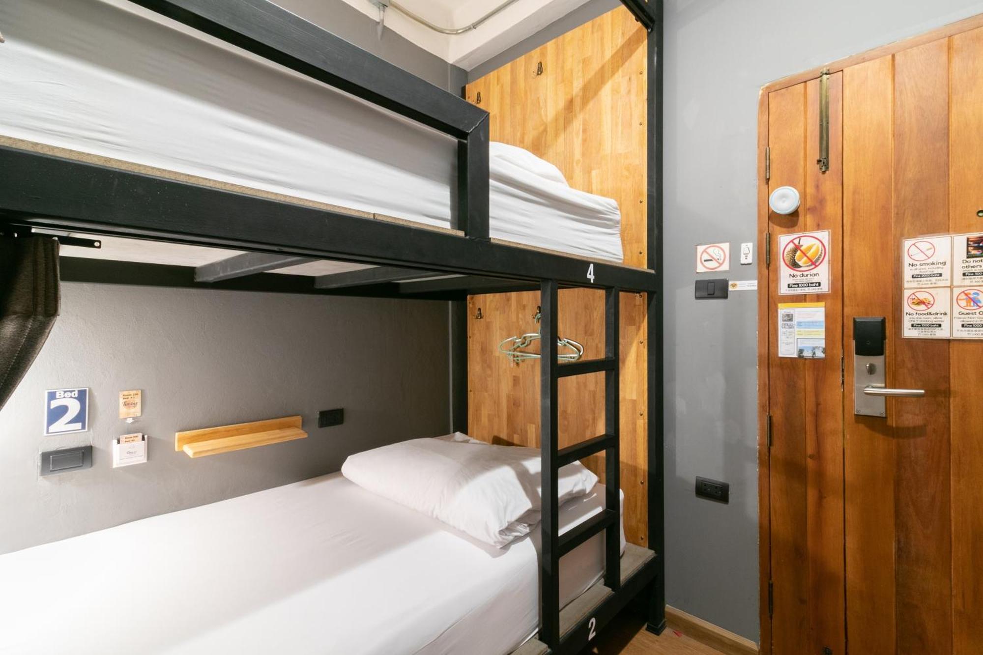 308m2 8 Slaapkamer, 6 Privé Badkamer In Siam Hostel Bangkok