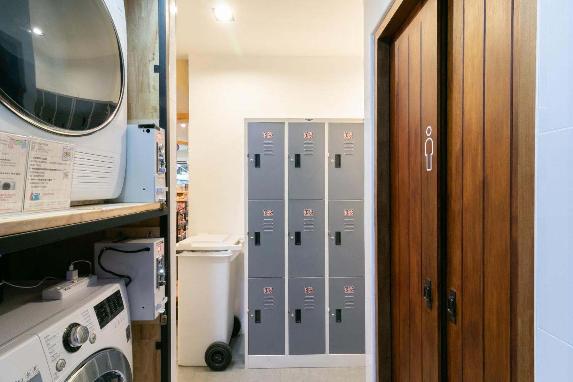 308m2 8 Slaapkamer, 6 Privé Badkamer In Siam Hostel