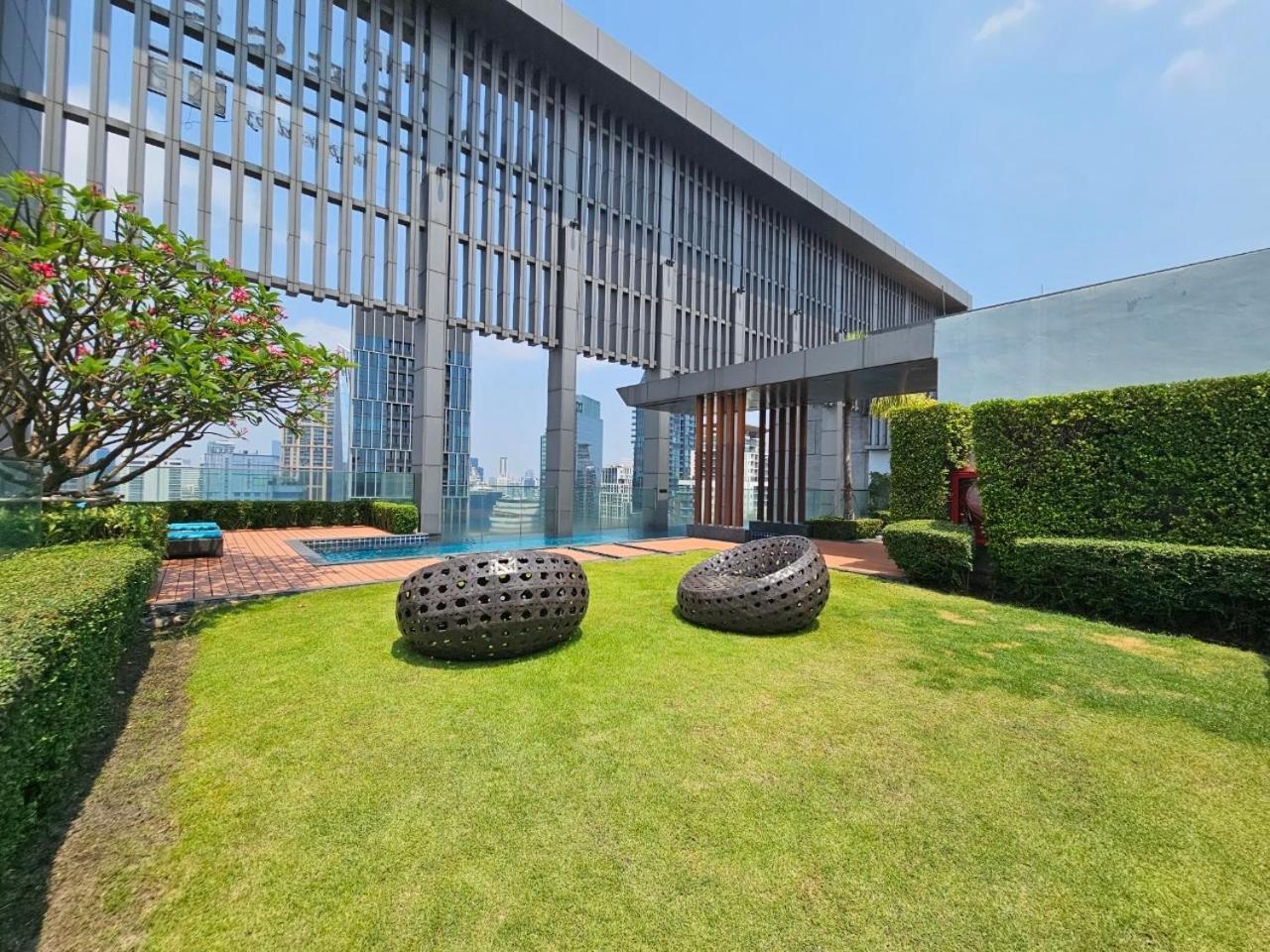 Aparthotel The Address 28 *