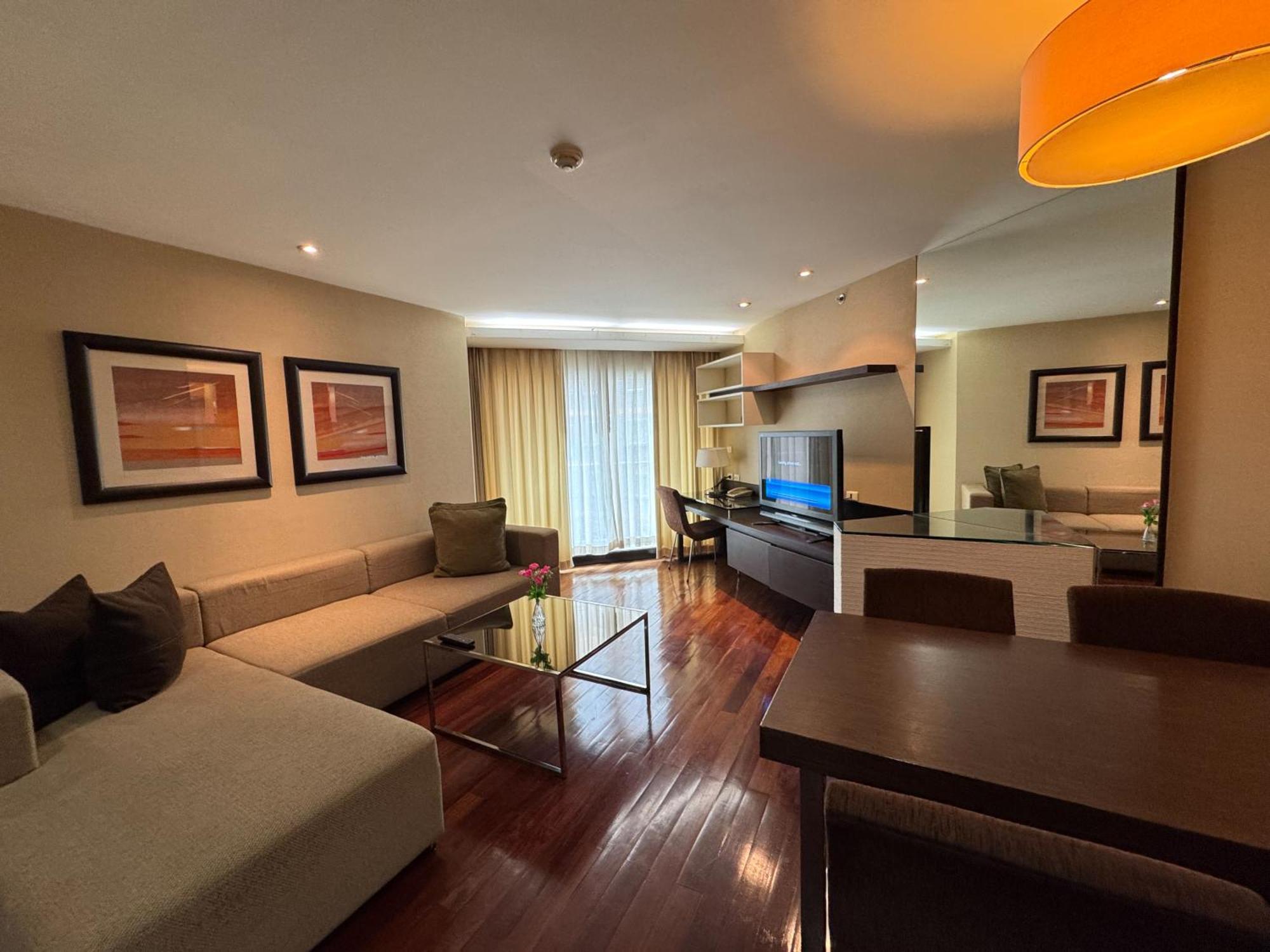 The Narathiwas & Sathorn 4* Banguecoque