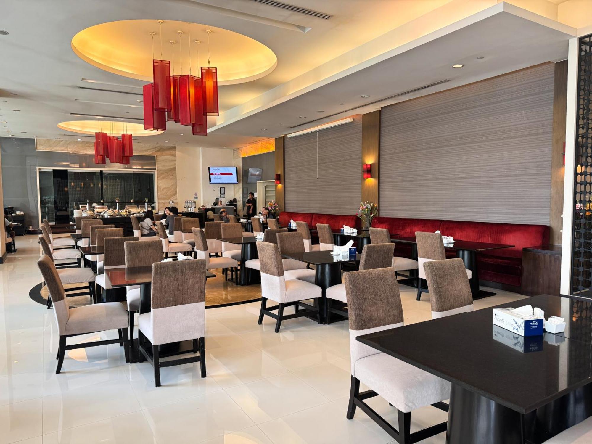 The Narathiwas & Sathorn 4* Banguecoque