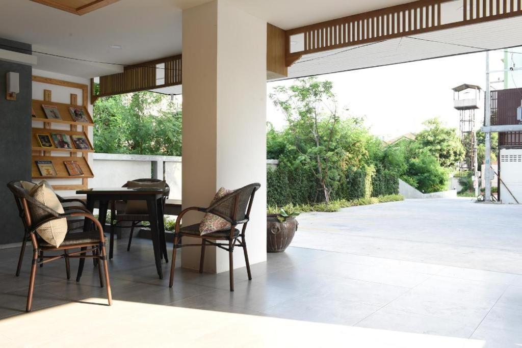 Home Inn Hotel