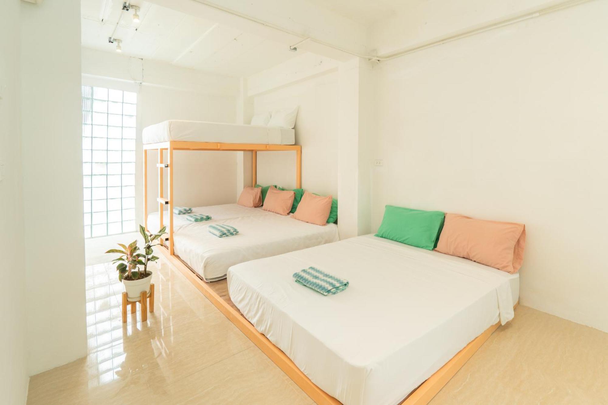 Easy Sunday Khaosan Khách sạn 3*